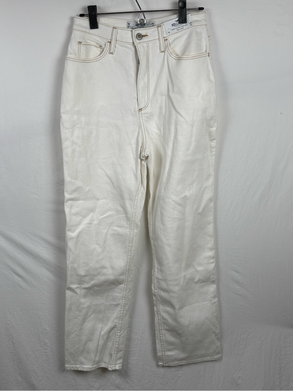 NWT Hollister women’s 28 31 Off-White curvy ultra highrise Dad Jeans